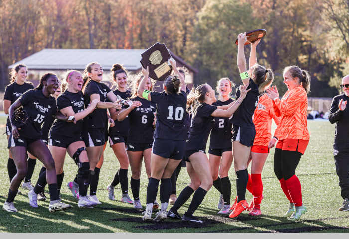 #4 Mohawk Valley Knocks Off #1 Onondaga to Capture 6th Straight Region III North A District Championship