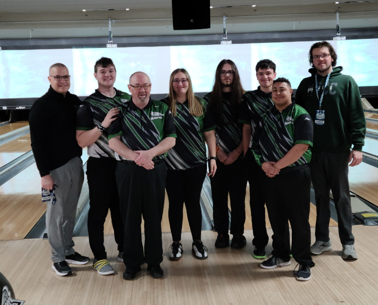Hawks Bowling Gains Valuable Experience at NJCAA Championships